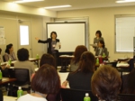 今後の活動方針を示す二木部長